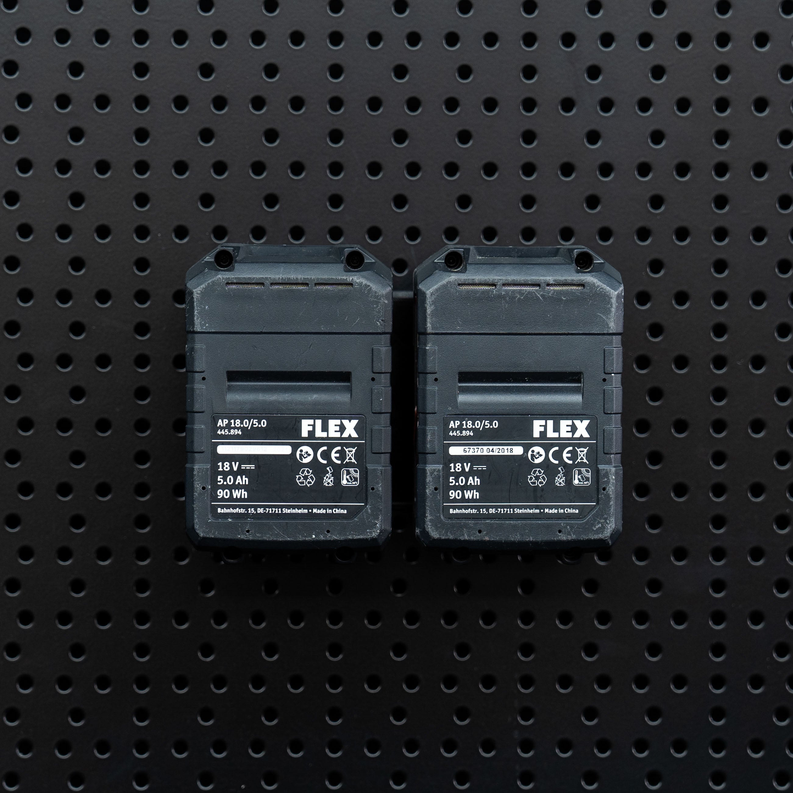 18V Battery Wall Holder I FX005