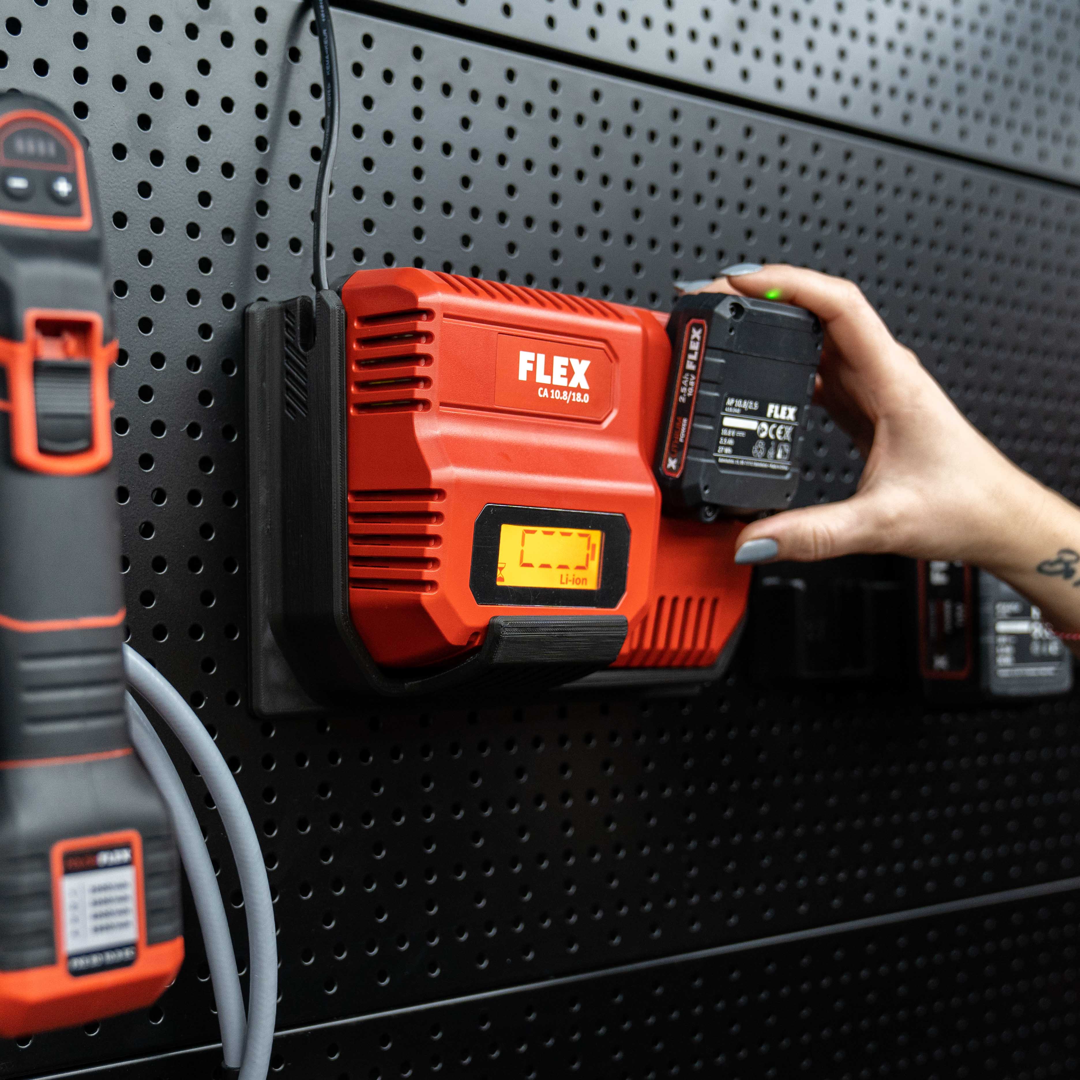 Battery Charger Wall Holder I FX006